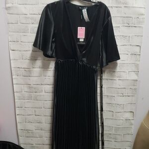 Pretty little thing dress